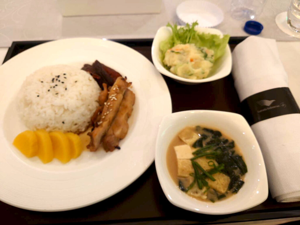 2025ガルーダ機内食