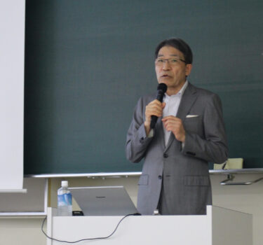 授業紹介【広告文化論】「マーケティングとブランディング」特別講義